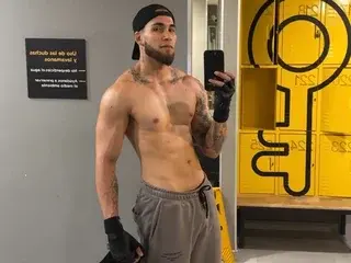 Streamate Free Porn Cam of jeankobe21