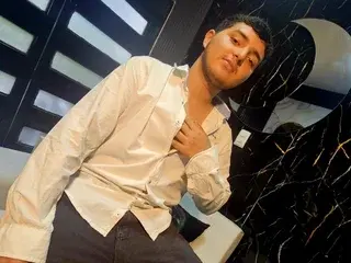 Streamate Best live sex cam show of Oliver_Jamees