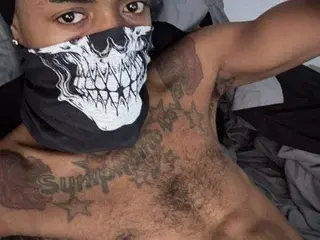 Streamate Private Sex Chat of Gucci3rdleg