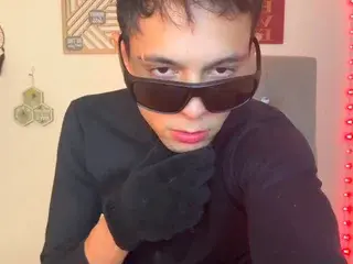 Streamate Watch Live Sex Cams of francoblessed