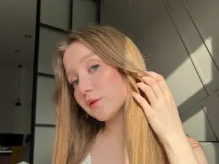 Streamate Adult Webcams of LilaMeow