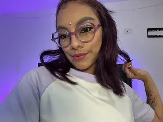 Streamate Live Sex Cam of vale_alvarez