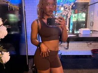 Streamate Best live sex cam show of ObsidianVixen