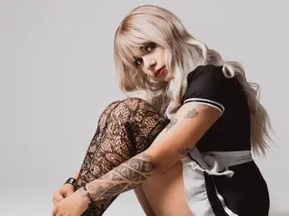 Streamate Free Live Porn of emilyevo