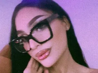 Streamate Live Sex Cam of alissiafichers