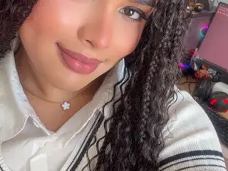 Streamate Adult Webcam of nairobbits