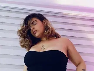 Streamate Live Sex Cam of DaranaRuiz