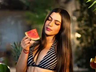 Streamate Sex Cam of MilaIvy