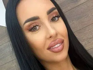 Streamate Best live sex cam show of KairaAndrews