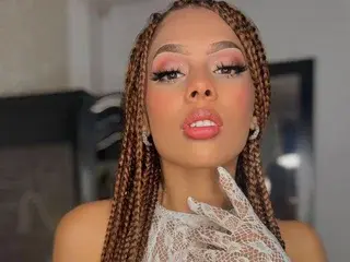 Streamate Live Sex of SoffieLevine
