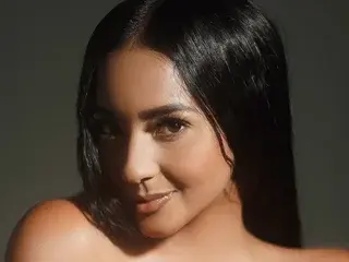 Streamate Free Live Porn of Emma_Bennett