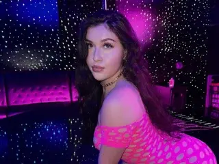 Streamate Live Sex of AvaRaeGirlNextDoor