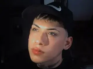 Streamate Sex Chat of JustinDaviis