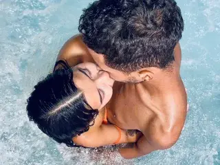 Streamate Live Sex Cam of LuisaAndVictor