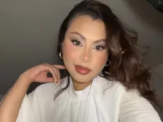 Streamate Private Sex Chat of Hellen_Amazing