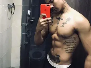 Streamate Adult Webcam of ThomasHardy