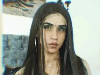 Streamate Sex Cam of BellaPoisonous