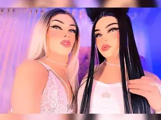 Streamate Live Sex Cam of Emmaa_Isabellaa