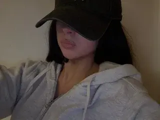 Streamate Live Sex Cam of SweetScarletteUK