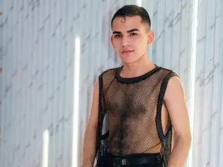 Streamate Watch Live Sex Cams of Alessandro_Villorina