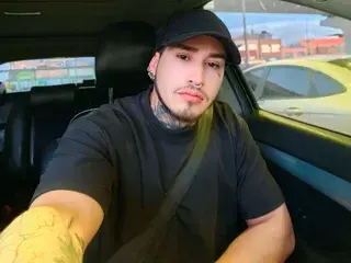 Streamate Free Porn Cam of Swinger_Couplee