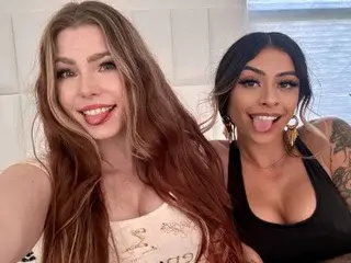 Streamate Best live sex cam show of SkinnyMiniMia