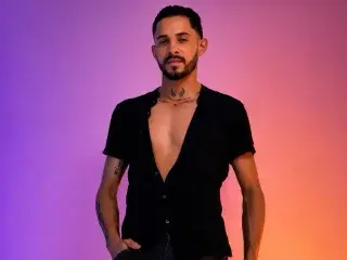 Streamate Free Live Porn of ClarkKeen