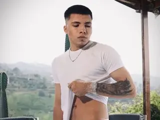 Streamate Best live sex cam show of LoganGreys