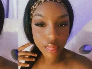 Streamate Live Sex of AdryMorris