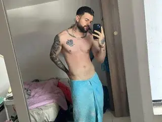 Streamate Sex Chat of Alex_Dominat