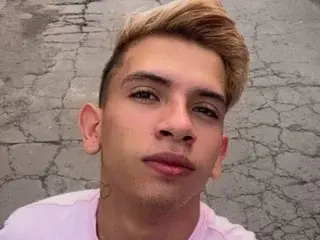 Streamate Sex Cam of Ethan_os
