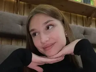 Streamate Live Sex of AnnyHoneu