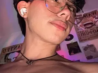 Streamate Sex Chat of lyan_twink