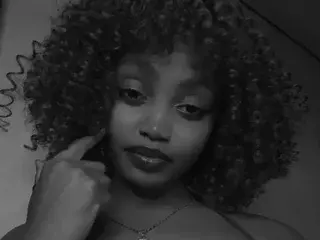 Streamate Nude Webcam of SinfulMuseTV