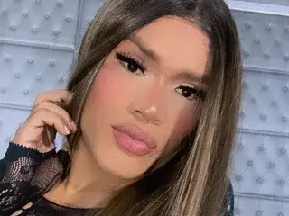 Streamate Free Porn Cam of SOFIATSFOX