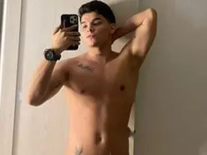 Streamate Live Porn of Andyvibes19