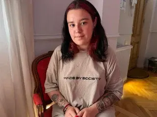 Streamate Live Porn of KEERA