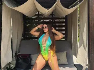 Streamate Free Live Porn of Mia_bond