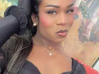 Streamate Live Porn of CarlynDarlenis