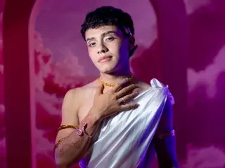 Streamate Watch Live Sex Cams of Danirivass