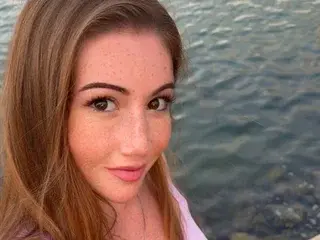 Streamate Adult Webcams of Kimmie_Haze