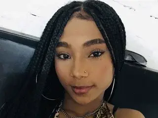 Streamate Free Live Porn of Sofia33hot