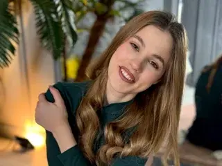 Streamate Free Porn Cam of AvaSykes