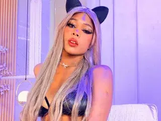 Streamate Watch Live Sex Cams of Salomebenz22