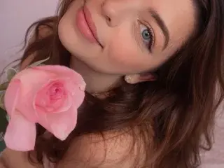 Streamate Live Sex of LizDeusaa