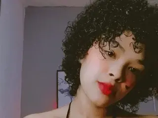 Streamate Sex Cam of KatalellaLayyan