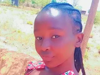 Streamate Live Sex of Petitebeby19