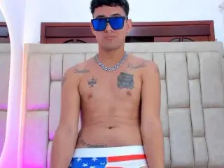 Streamate Adult Webcams of Justinos