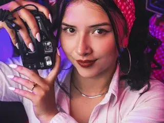Streamate Adult Video Chat of EmmyCastillo