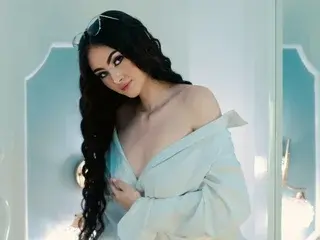 Streamate Sex Cam of BellaMillers